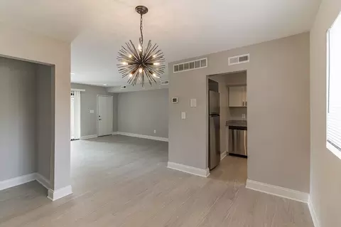 5902 Cross Country Blvd, Baltimore, MD 21215 photo 5