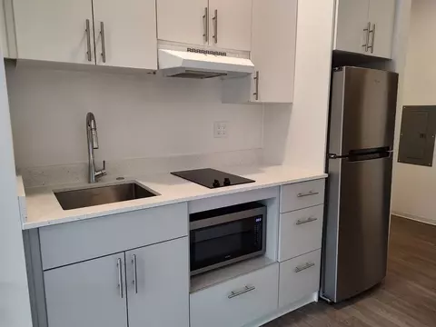 1210 Republican St, Seattle, WA 98109