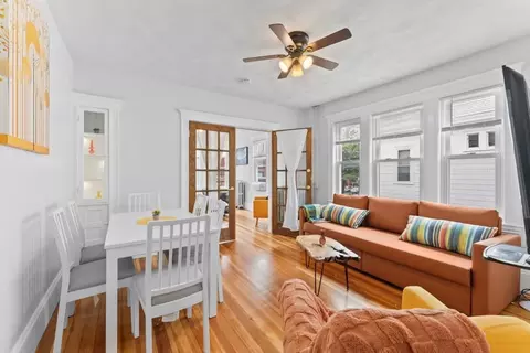 29 Harbor St, Salem, MA 01970