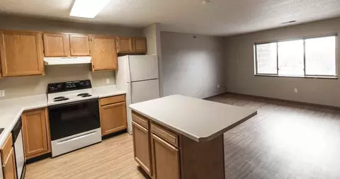 3511 S Gateway Blvd, Sioux Falls, SD 57106