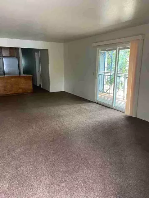 406 Walnut St, Chico, CA 95928 photo 3
