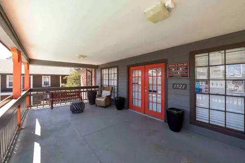 1521 Sherwood Forest St, Houston, TX 77043 photo 30