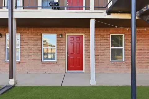 1521 Sherwood Forest St, Houston, TX 77043 photo 19