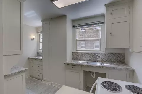4337 15th Ave NE, Seattle, WA 98105 photo 4