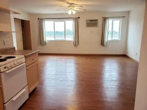 1875 W Pine St, Baraboo, WI 53913 photo 29