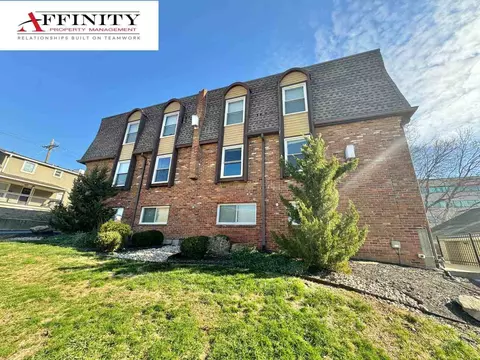 45054507 Jarboe St, Kansas City, MO 64111