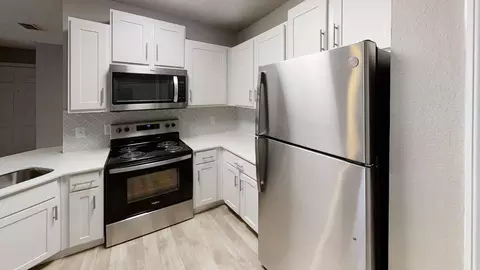 8745 Palm Breeze Rd, Jacksonville, FL 32256 photo 25