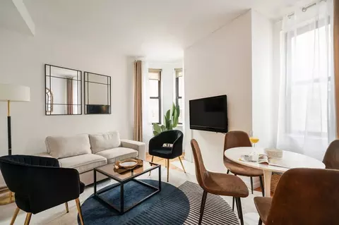 139 Christopher St, New York, NY 10014