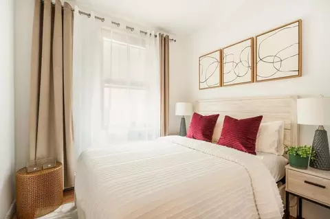 139 Christopher St, New York, NY 10014
