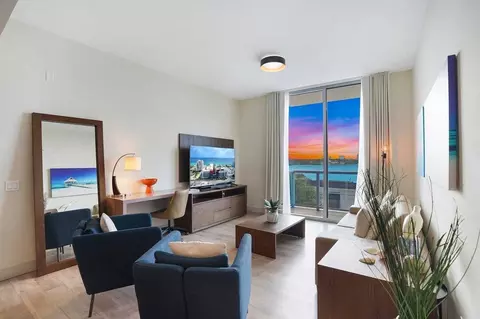 N Ocean Dr, Hollywood, FL 33019 photo 4