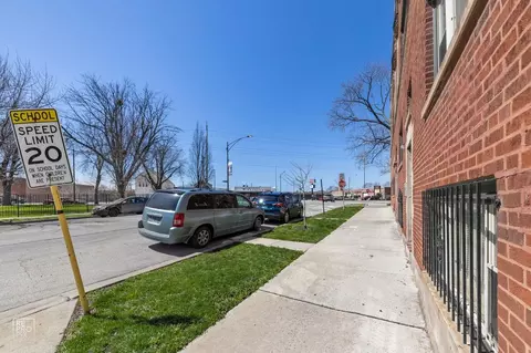 2838 E 91st St, Chicago, IL 60617 photo 9