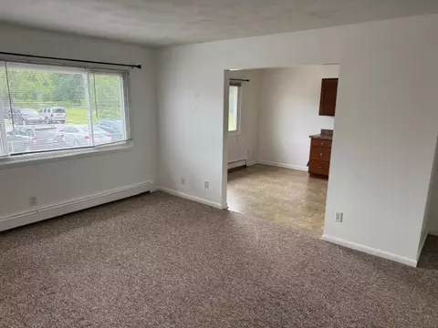 2188 Meadowlawn Dr, Holt, MI 48842