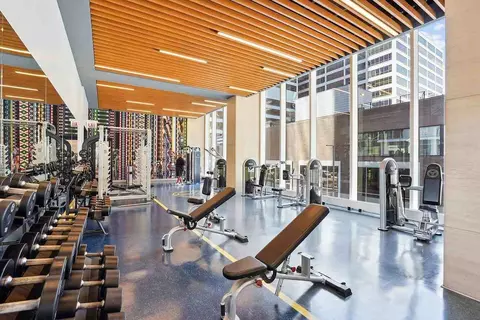 313 W Wolf Point Plaza Dr, Chicago, IL 60654 photo 22