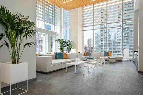 313 W Wolf Point Plaza Dr, Chicago, IL 60654 photo 51