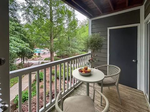 100 Akers Ridge Dr SE, Atlanta, GA 30339 photo 8