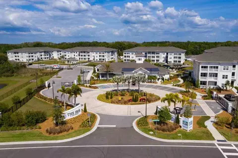 17000 Fountainside Loop, Lutz, FL 33558 photo 4