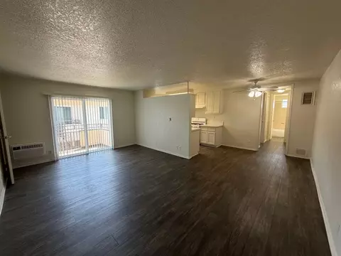 4907 14 Hayter Ave, Lakewood, CA 90712