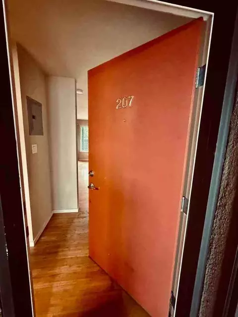 5014 39th Ave S, Seattle, WA 98118