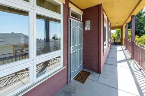 2076 Ashby Ave, Berkeley, CA 94703
