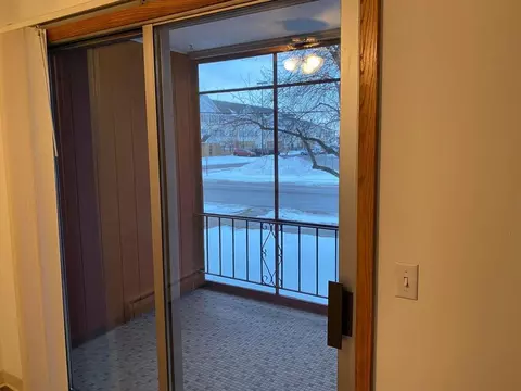 924 24th Ave S, Moorhead, MN 56560