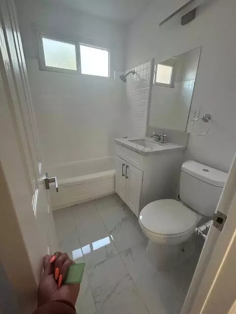 16215 Vanowen St, Los Angeles, CA 91406