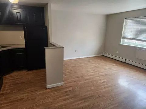 160 New Britain Ave, Hartford, CT 06106