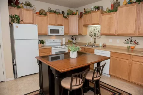 1501 Belsly Blvd, Moorhead, MN 56560