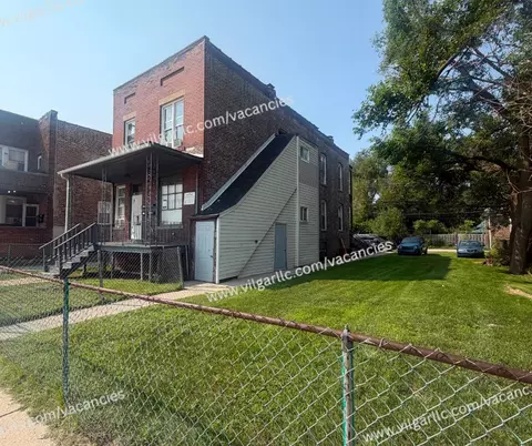 633637 Hoffman, Hammond, IN 46327