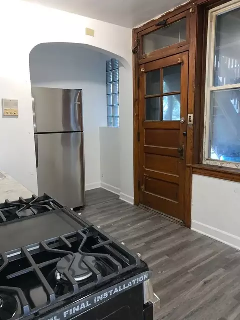 2900 N Laramie Ave, Chicago, IL 60641