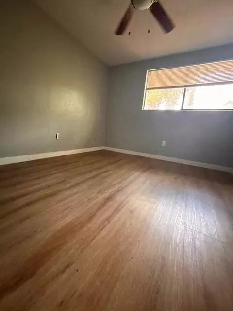 604 SW 70th Ter, Gainesville, FL 32607