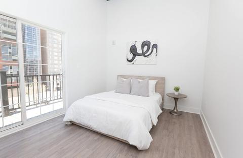 211 Saint Paul St, Baltimore, MD 21202