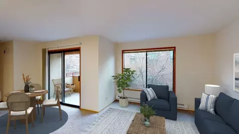 4225 9th Ave NE, Seattle, WA 98105