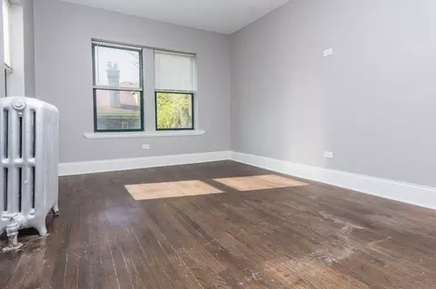 6700 S Constance Ave, Chicago, IL 60649 photo 5