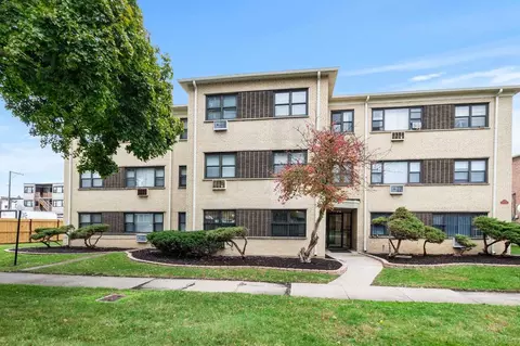8039 S King Dr, Chicago, IL 60619
