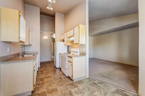 1900 Madras St SE, Salem, OR 97306