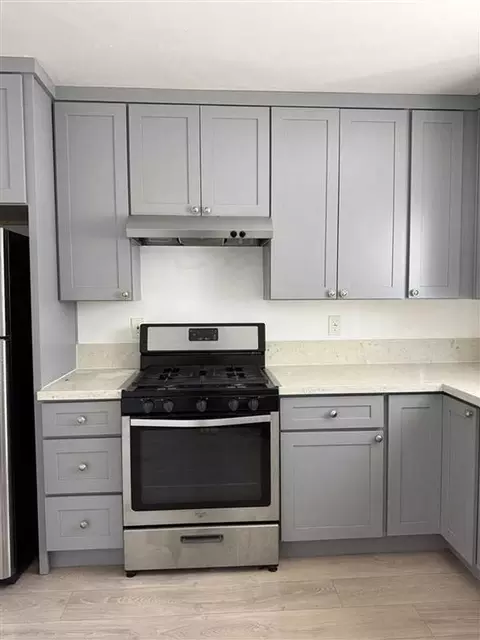 445 Rose Ave, Long Beach, CA 90802 photo 10