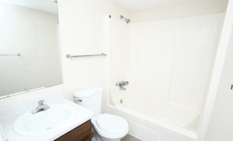 2486 N Harbor Dr, Bay City, MI 48706 photo 35