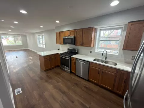 6524 W Diversey Ave, Chicago, IL 60707