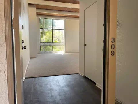 1414 Greenfield Ave, Los Angeles, CA 90025