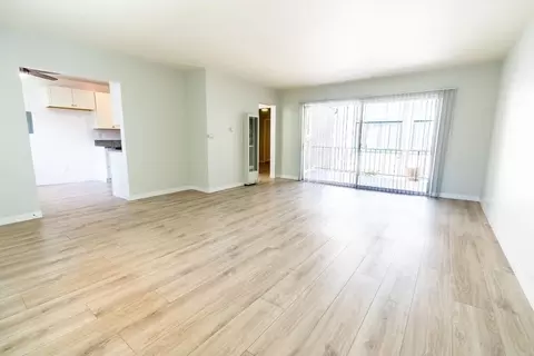 18404 Vincennes St, Los Angeles, CA 91325