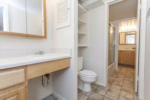 13407 Montclair Dr, Omaha, NE 68144