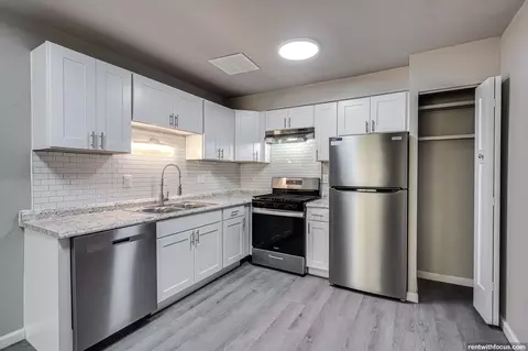 9016 N 90th St #5000-9016, Milwaukee, WI 53225