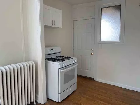2333 W Addison St, Chicago, IL 60618 photo 7