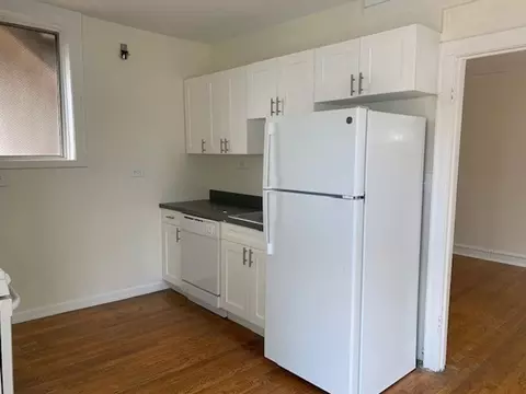 2333 W Addison St, Chicago, IL 60618 photo 5