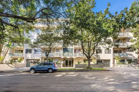 319 S Clark Dr, Los Angeles, CA 90048
