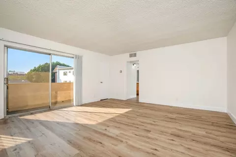 319 S Clark Dr, Los Angeles, CA 90048