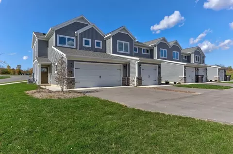245 Kinsey Ave SE, Caledonia, MI 49316