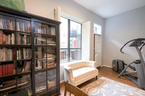 1425 P St NW, Washington, DC 20005 photo 4