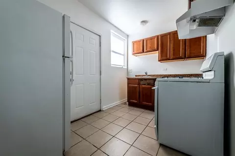 8127 S Ellis Ave, Chicago, IL 60619 photo 6
