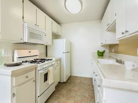 11421 186th St, Artesia, CA 90701 photo 3